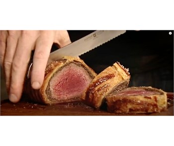 CHRISTMAS RECIPE: Christmas Beef Wellington with Gordon Ramsey